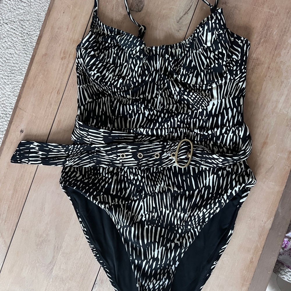 Jonathan Simkhai Black & Cream Abstract Fern Belted One-Piece Swimsuit